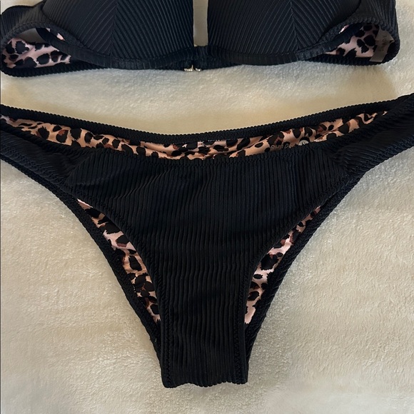 Shade & Shore Black Bikini with Leopard Print - Picture 2 of 8